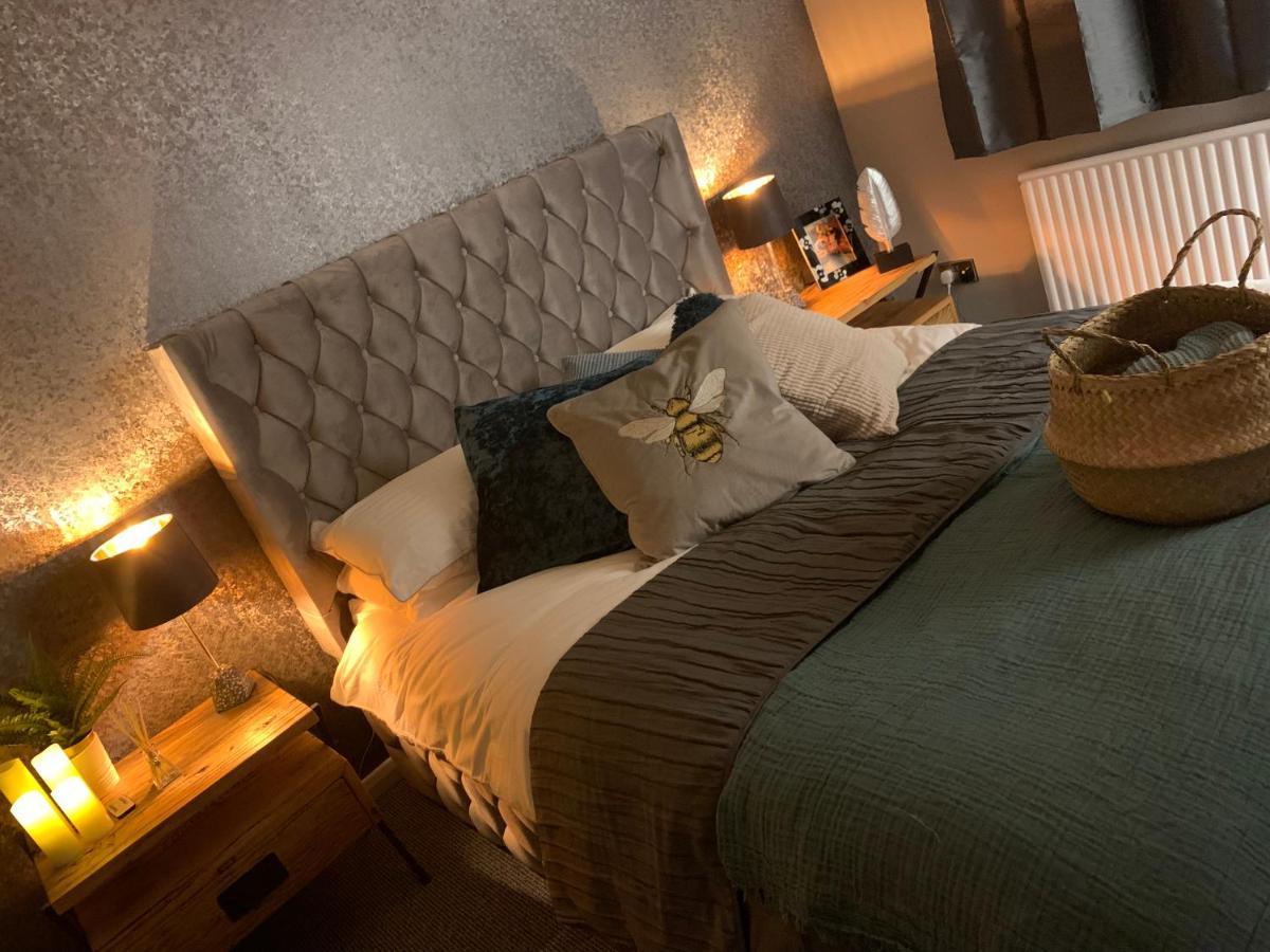 Shore Lodge. 4 Bed Bungalow Only Mtrs From The Beach. Sleeps 8 Sutton-on-Sea Exteriér fotografie
